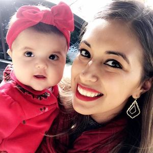 Meet your Posher, Angela maria